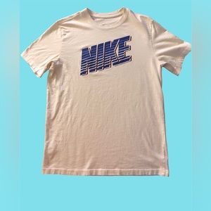 Nike t shirt